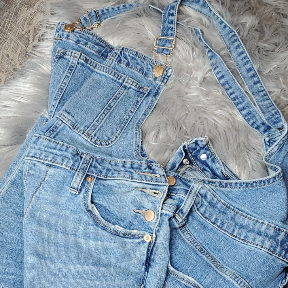 Cropped Overalls - Picture 4 of 5
